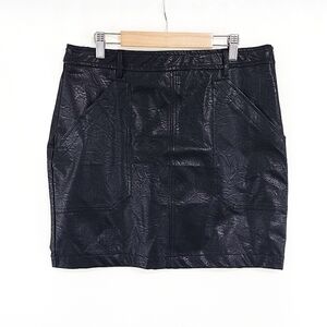 Stella Luce black leather mini skirt size large